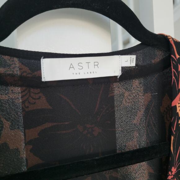 ASTR The Label Floral Smocked V-Neck Long Sleeve Dress Black/Coral Women Sz L - Picture 15 of 16